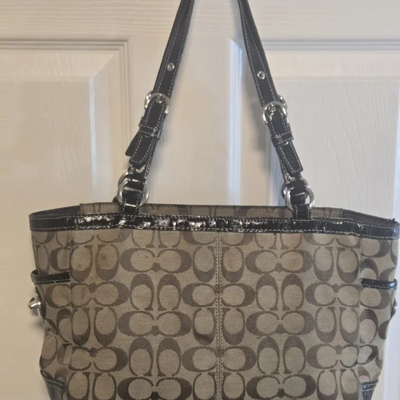 Coach Shoulderbag Signature Canvas & Leather - Picture 5 of 14